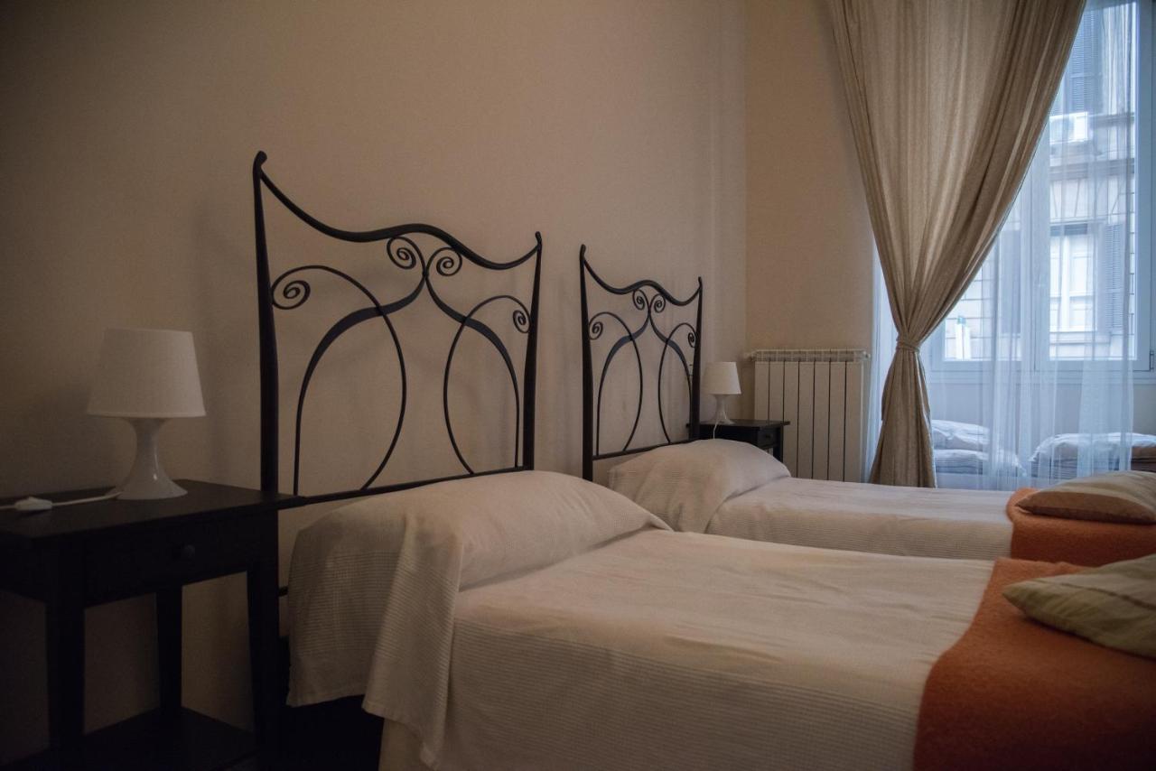 Beautiful And Spacious Apartment Next To Termini 10 Minutes From Coliseum Luaran gambar